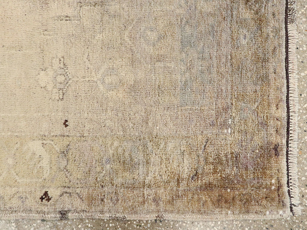 Antique Turkish Oushak Rug, No.18599 - Gsblank