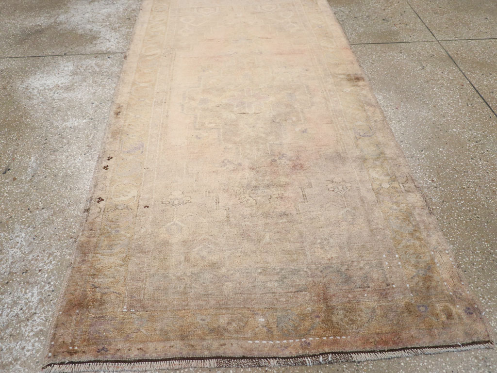 Antique Turkish Oushak Rug, No.18599 - Gsblank
