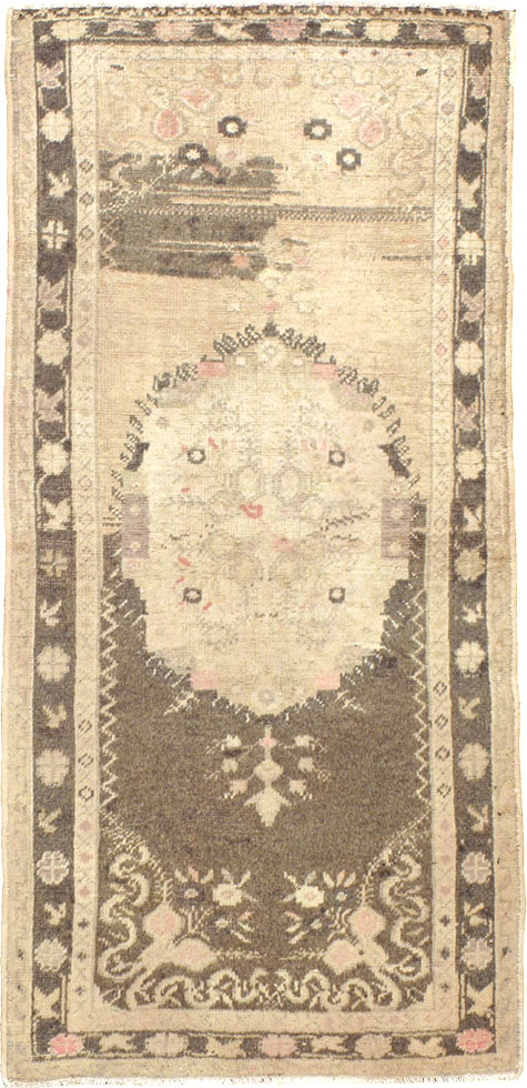 Vintage Turkish Oushak Rug, No.18601 - Gsblank