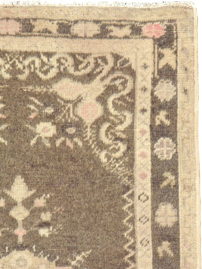 Vintage Turkish Oushak Rug, No.18601 - Gsblank