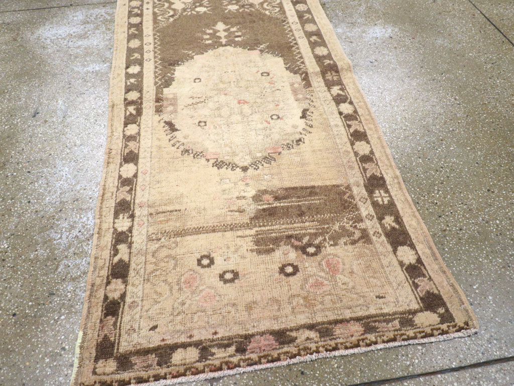 Vintage Turkish Oushak Rug, No.18601 - Gsblank