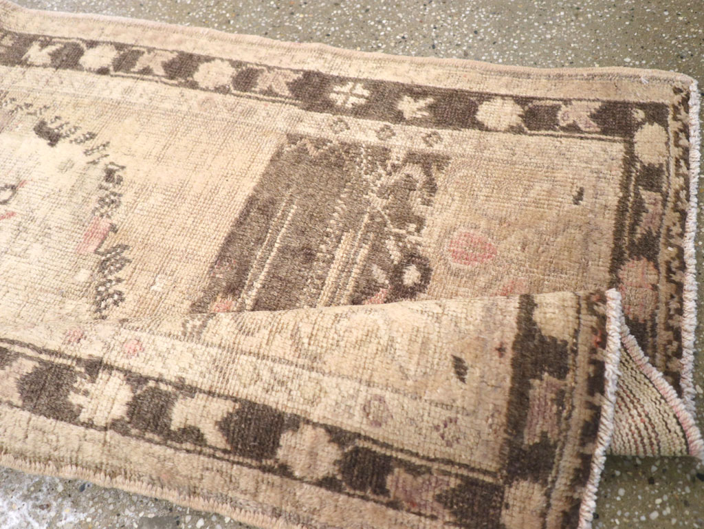 Vintage Turkish Oushak Rug, No.18601 - Gsblank