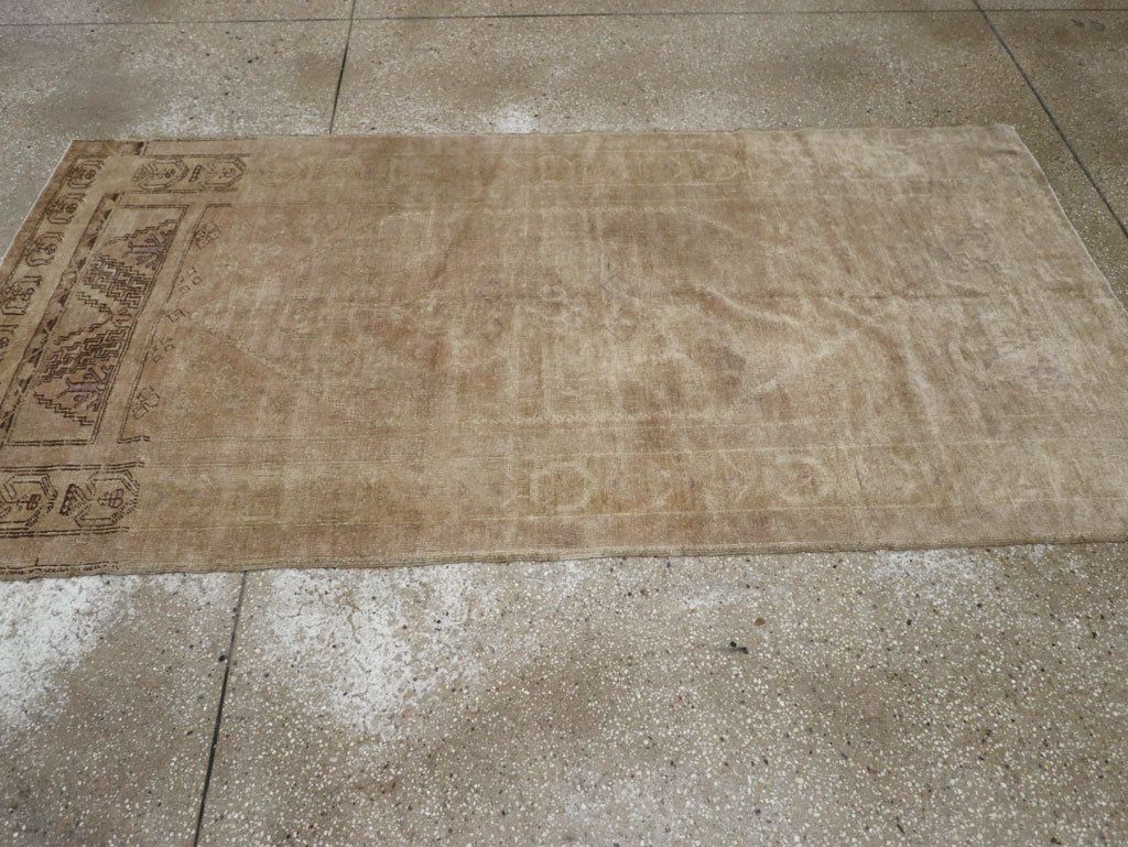 Vintage Turkish Oushak Rug, No.18602 - Gsblank