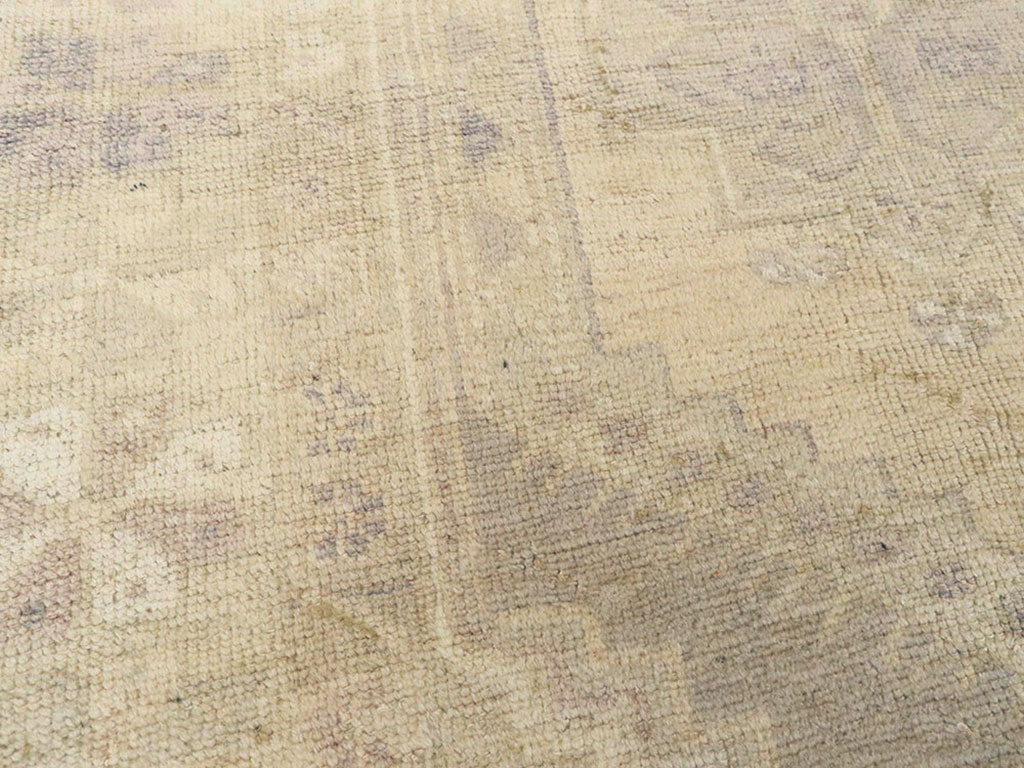 Vintage Turkish Oushak Rug, No.18606 - Gsblank