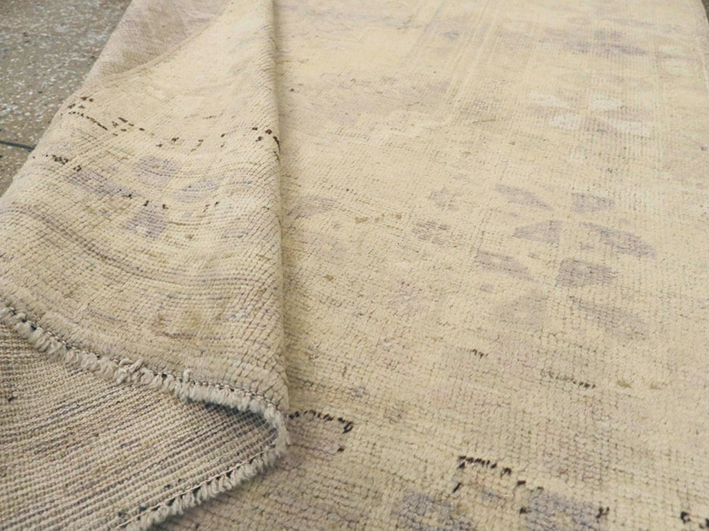 Vintage Turkish Oushak Rug, No.18606 - Gsblank