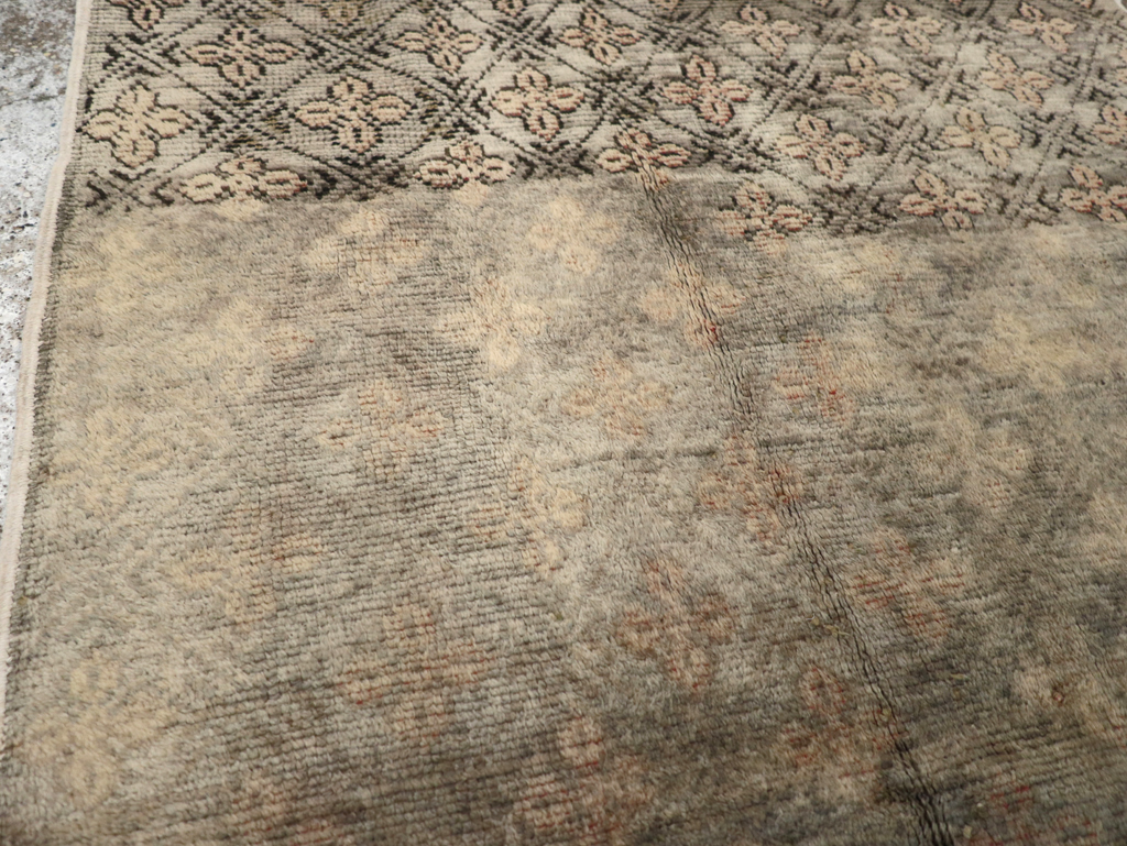 Vintage Turkish Anatolian Rug, No.18610 - Gsblank