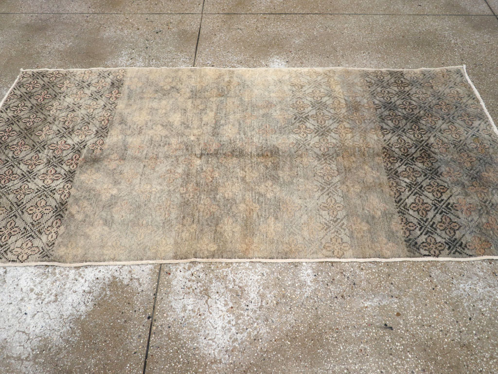 Vintage Turkish Anatolian Rug, No.18610 - Gsblank
