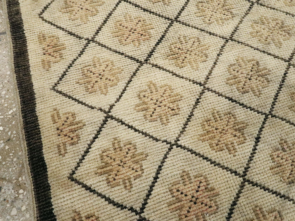 Vintage Turkish Anatolian Rug, No.18615 - Gsblank