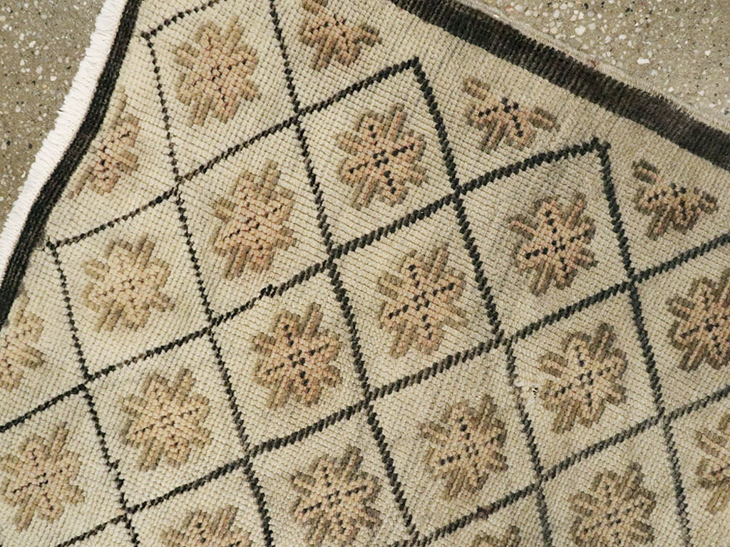 Vintage Turkish Anatolian Rug, No.18615 - Gsblank