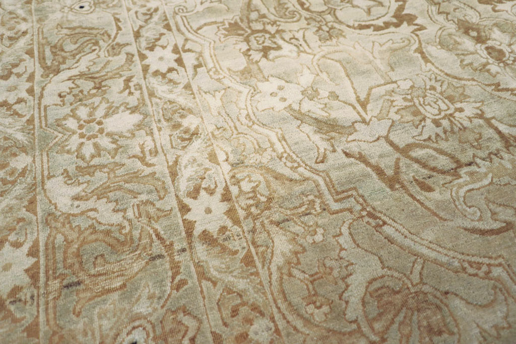 Antique Persian Lavar Kerman Rug, No.18620 - Gsblank