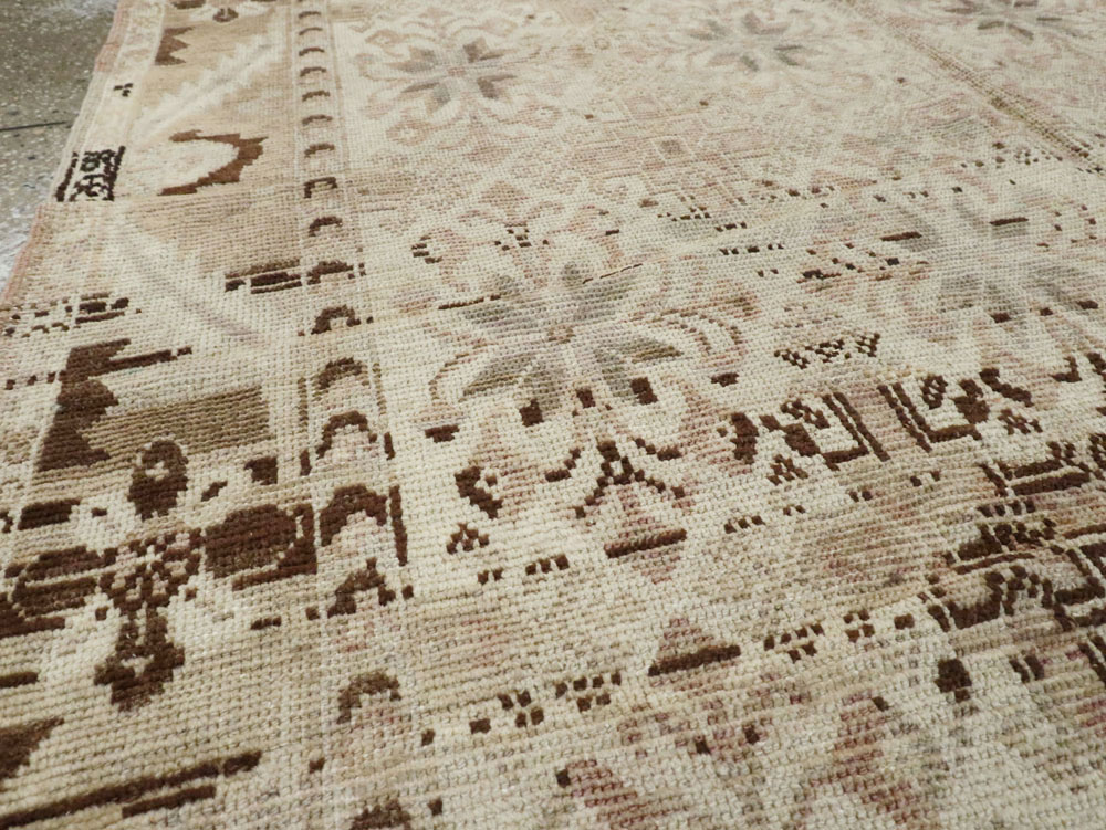 Vintage Turkish Anatolian Carpet, No.18629 - Gsblank