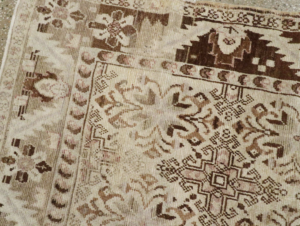 Vintage Turkish Anatolian Carpet, No.18629 - Gsblank