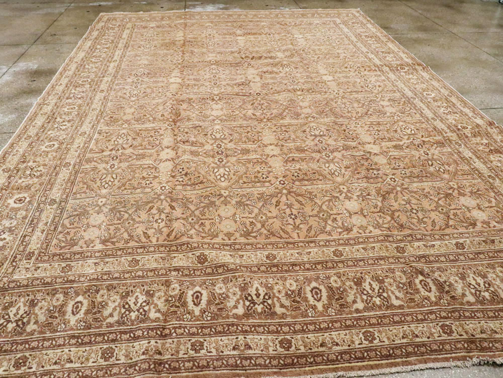 Antique Persian Tabriz Carpet, No.18648 - Gsblank