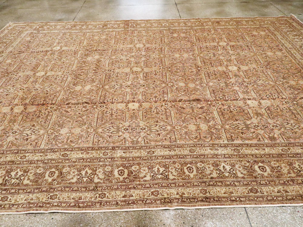 Antique Persian Tabriz Carpet, No.18648 - Gsblank