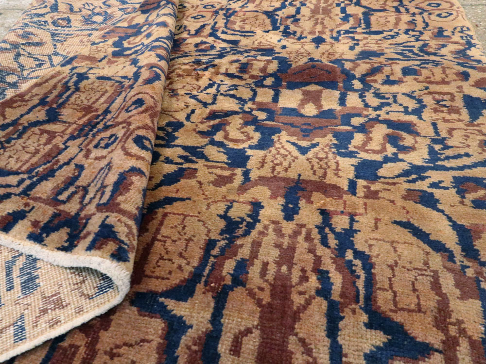 Vintage Indian Lahore Carpet, No.18650 - Gsblank