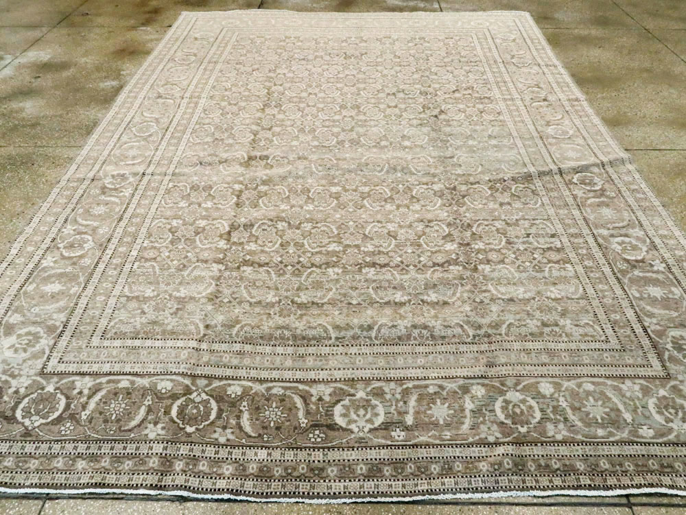 Antique Persian Tabriz Carpet, No.18662 - Gsblank