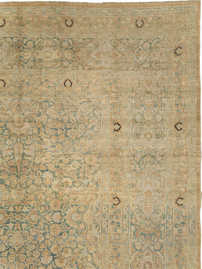 Antique Persian Mashad Carpet, No.18663 - Gsblank
