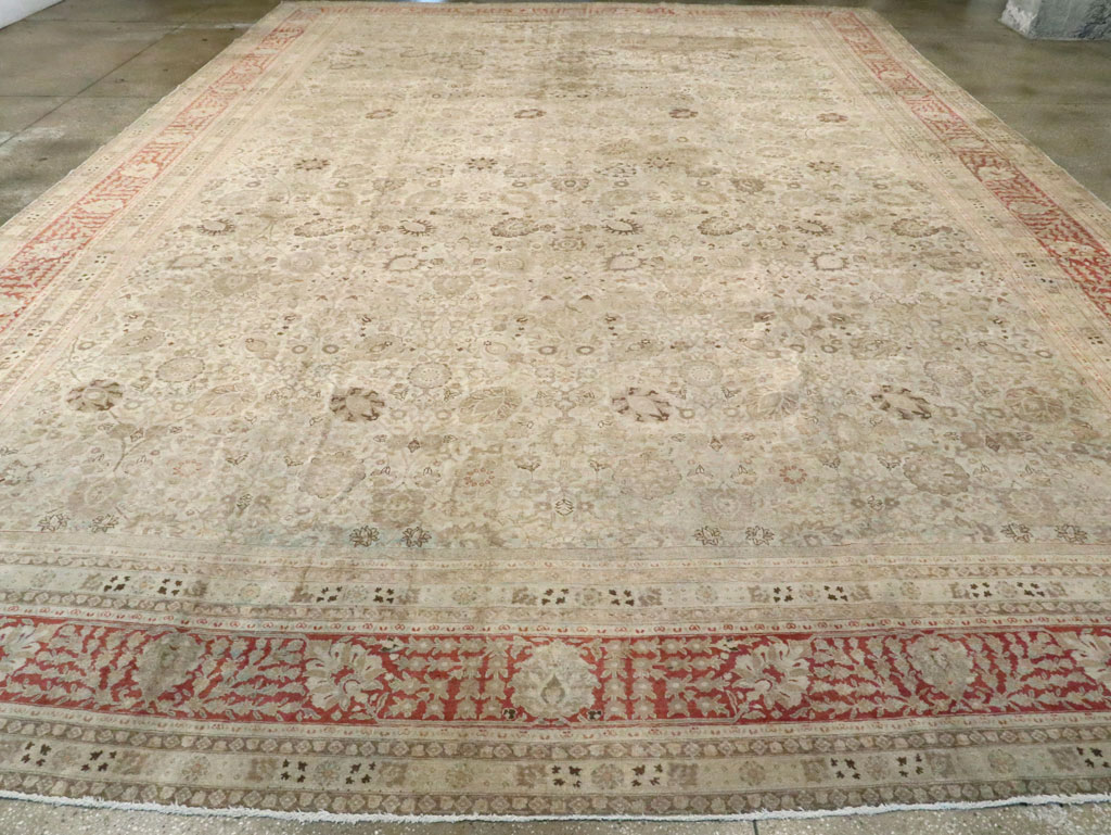 Antique Persian Tabriz Carpet, No.18669 - Gsblank