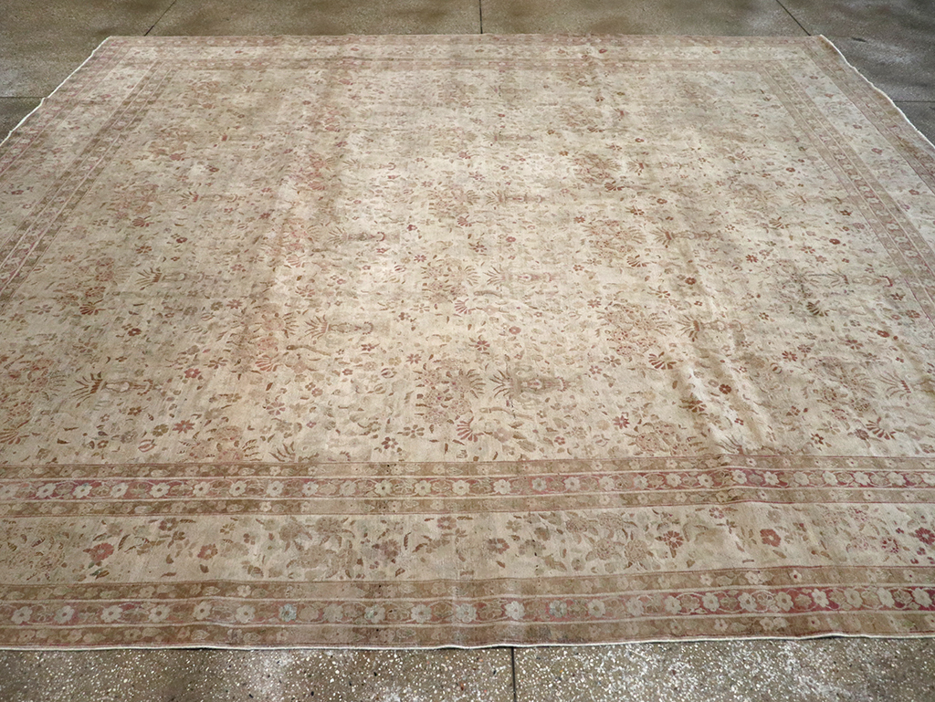 Antique Persian Lavar Kerman Carpet, No.18672 - Gsblank