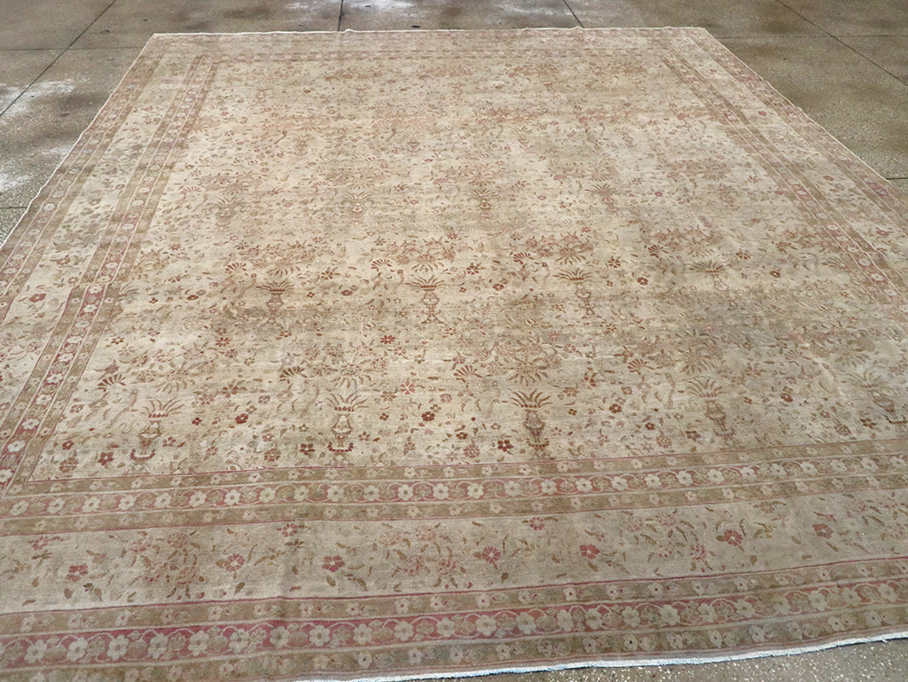 Antique Persian Lavar Kerman Carpet, No.18672 - Gsblank