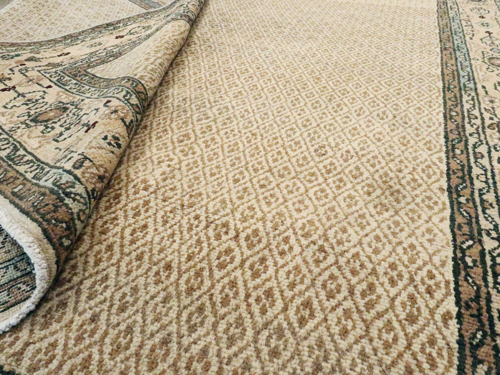 Antique Persian Malayer Carpet, No.18676 - Gsblank