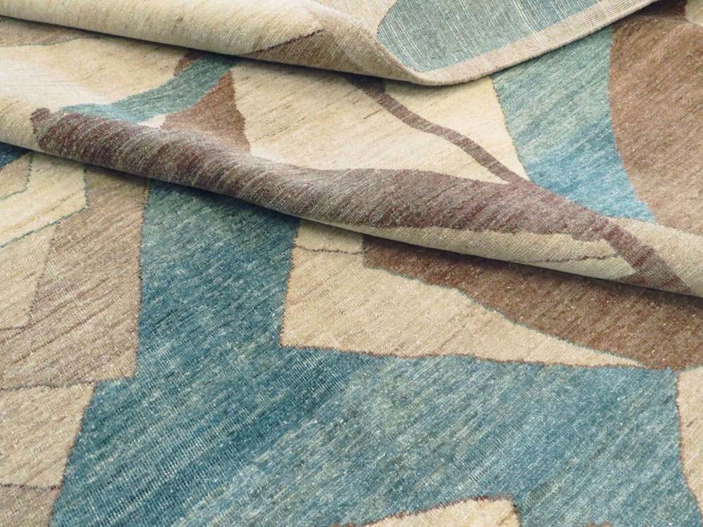 Modernist Persian Tabriz Room Size Carpet, No.18677 - Gsblank