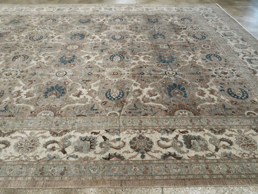 Antique Persian Tabriz Carpet, No.18680 - Gsblank