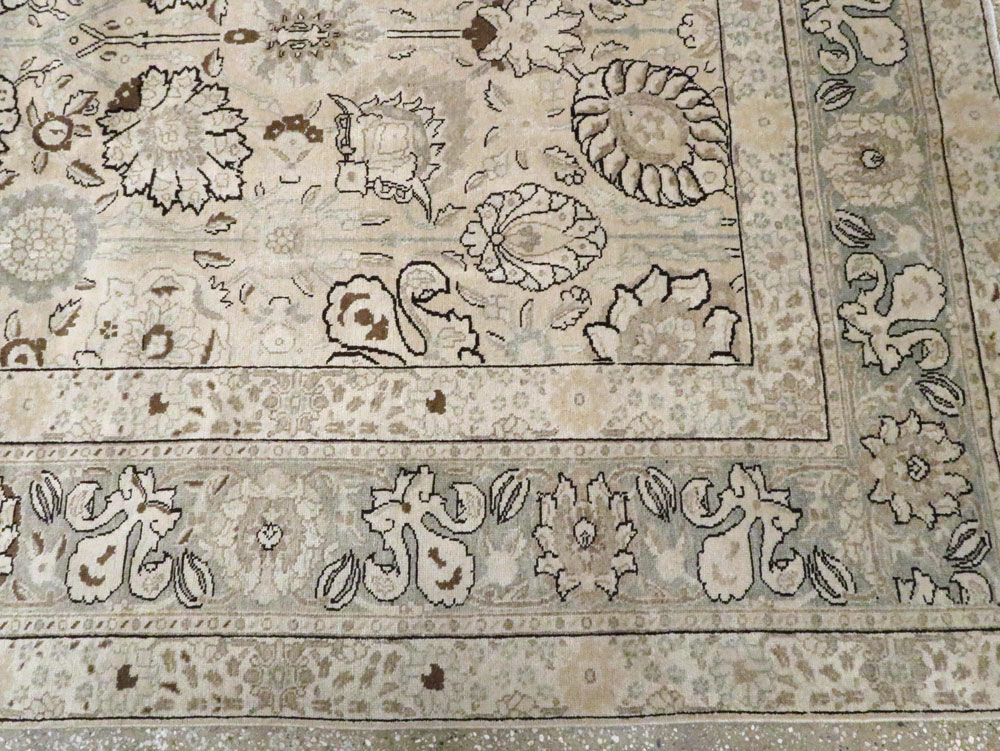 Antique Persian Tabriz Carpet, No.18693 - Gsblank