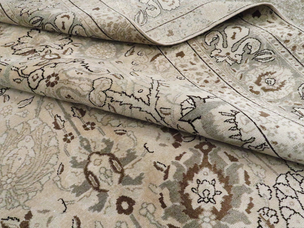 Antique Persian Tabriz Carpet, No.18693 - Gsblank