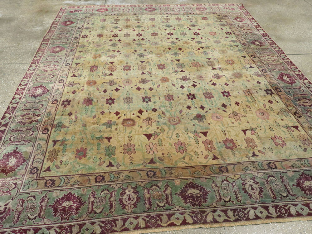 Antique Indian Agra Square Carpet, No.18730 - Gsblank