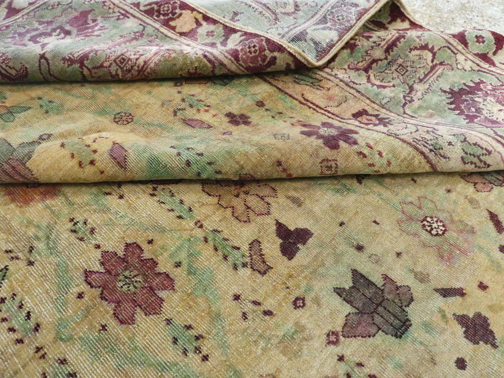 Antique Indian Agra Square Carpet, No.18730 - Gsblank