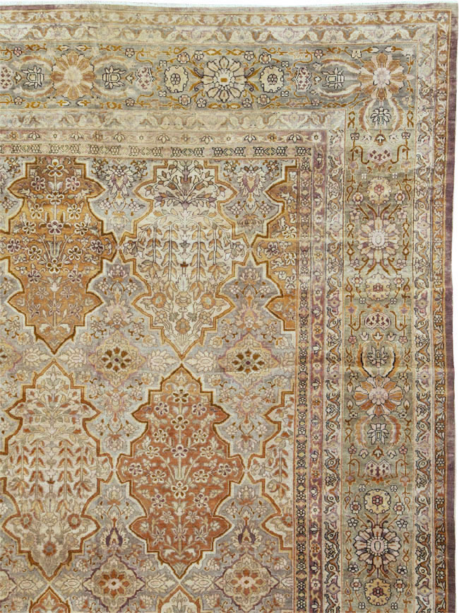 Antique Indian Lahore Carpet, No.18775 - Gsblank