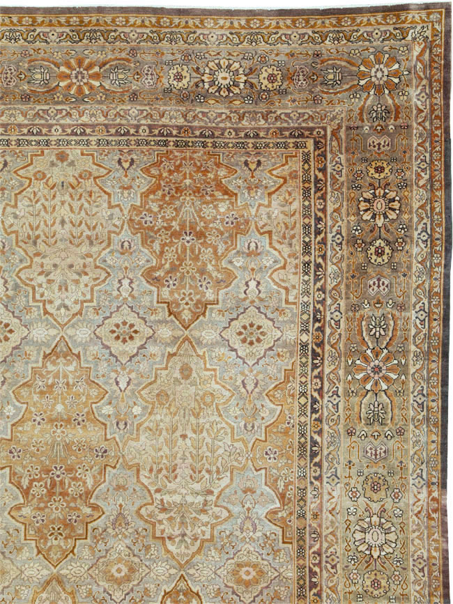 Antique Indian Lahore Carpet, No.18775 - Gsblank