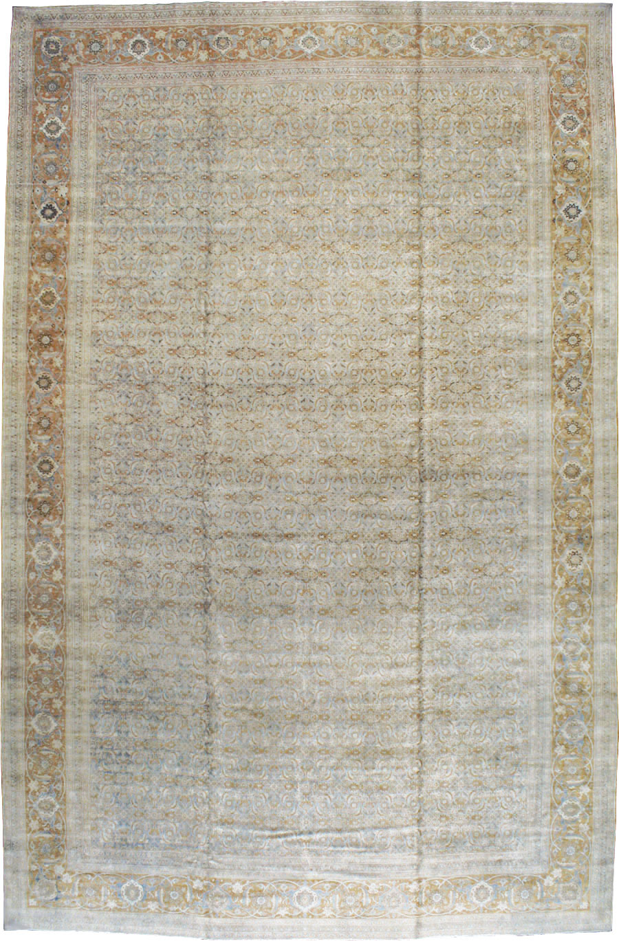 Antique Persian Tabriz Carpet, No.18778 - Gsblank