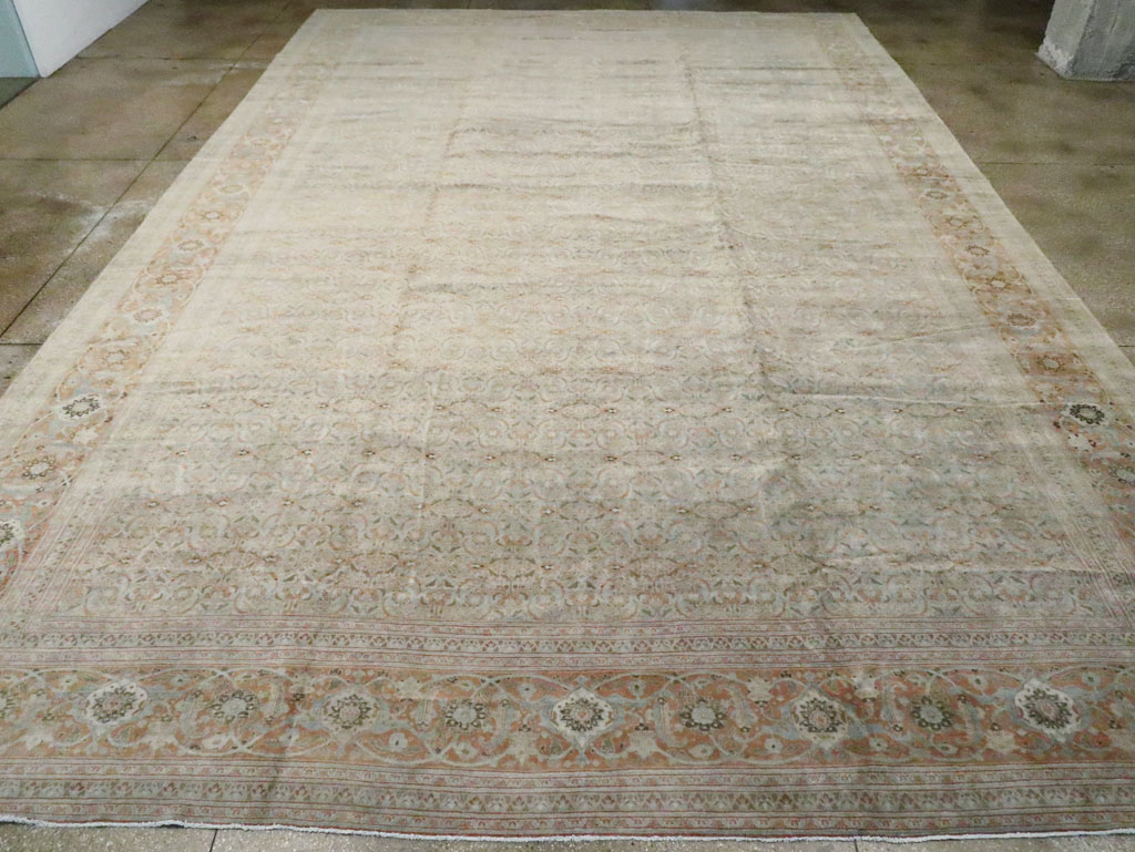 Antique Persian Tabriz Carpet, No.18778 - Gsblank