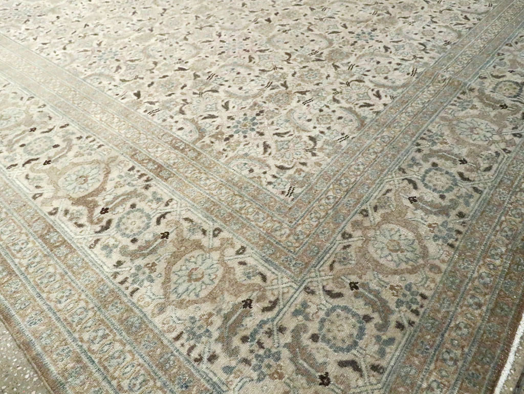 Antique Persian Tabriz Oversize Carpet, No.18782 - Gsblank