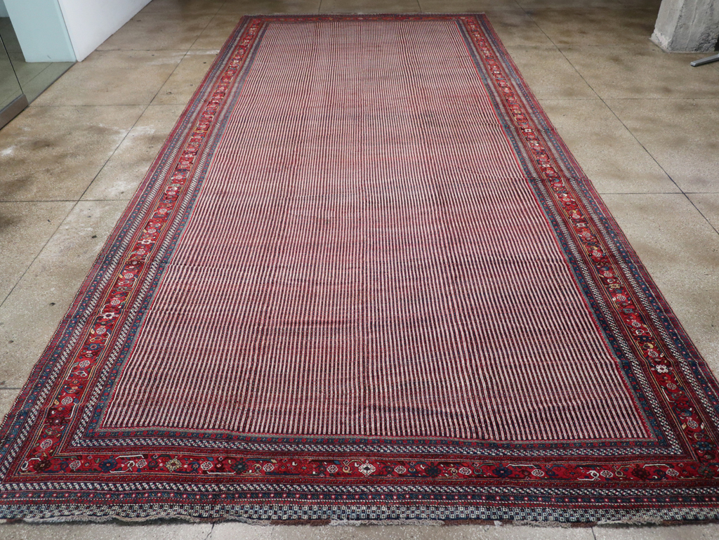 Antique Persian Qashqai Carpet, No.18789 - Gsblank
