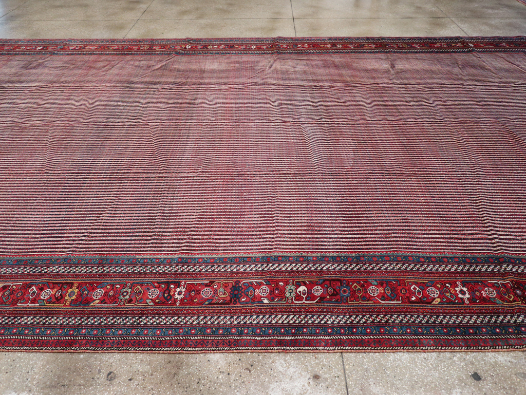 Antique Persian Qashqai Carpet, No.18789 - Gsblank
