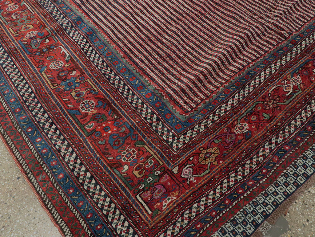 Antique Persian Qashqai Carpet, No.18791 - Gsblank