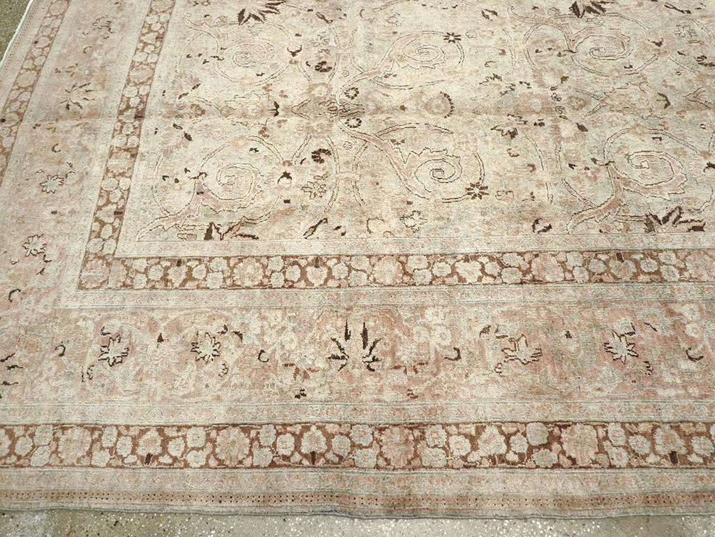 Antique Persian Mashad Carpet, No.18802 - Gsblank