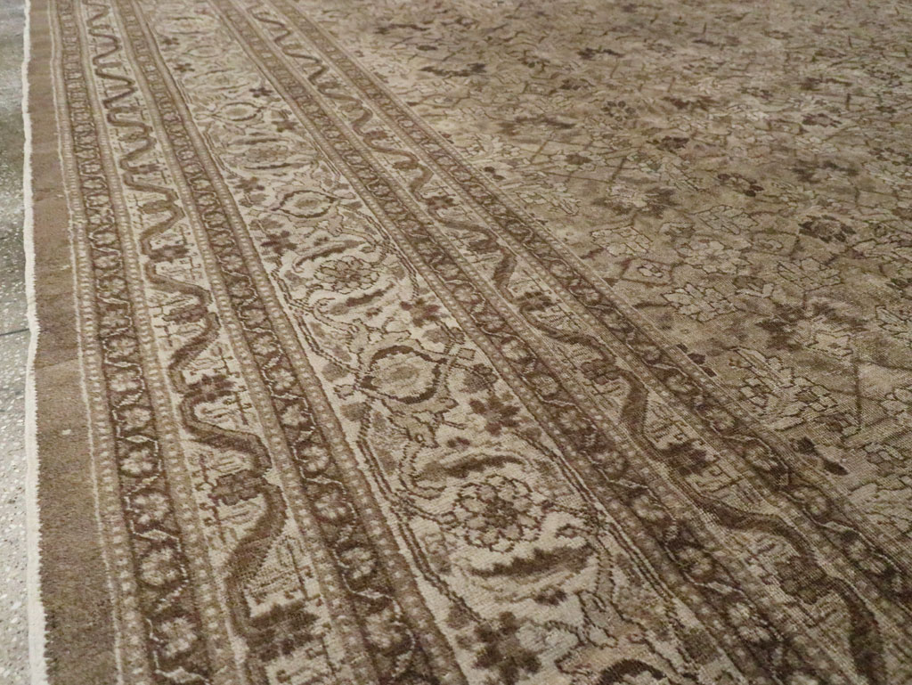 Antique Persian Tabriz Carpet, No.18815 - Gsblank