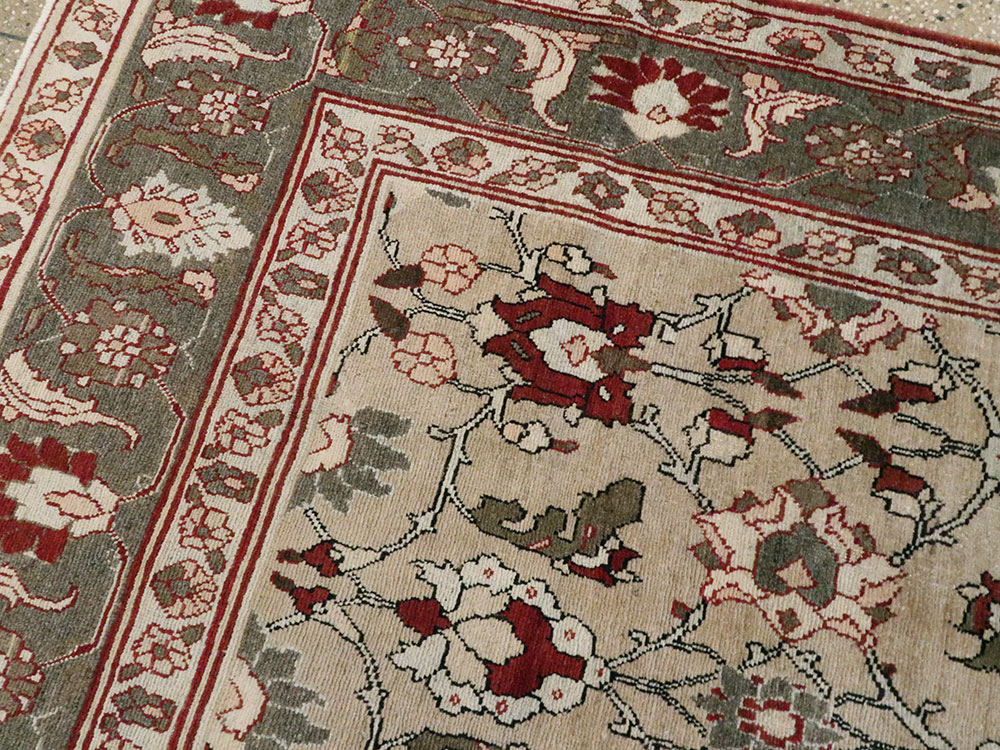 Antique Persian Tabriz Accent Rug, No.18817 - Gsblank