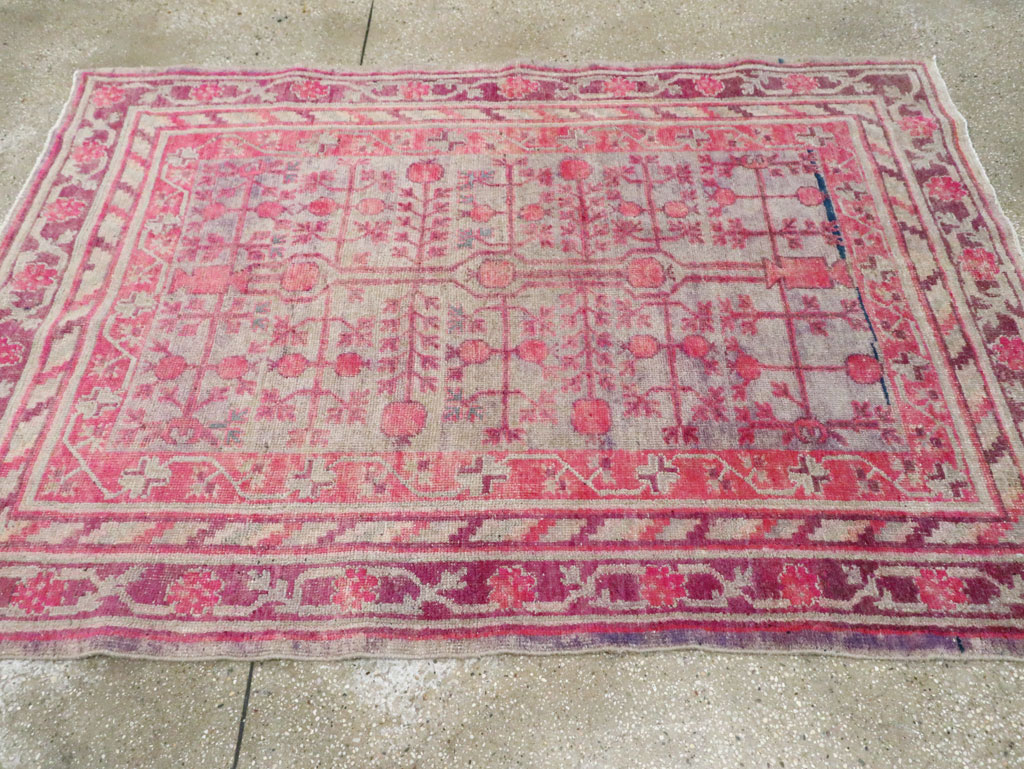 Vintage East Turkestan Khotan Rug, No.18839 - Gsblank
