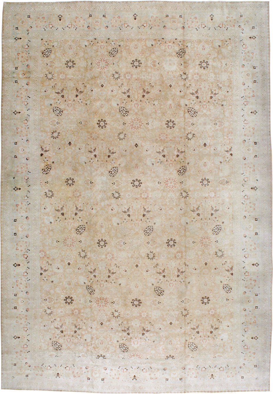 Antique Persian Tabriz Carpet, No.18848 - Gsblank