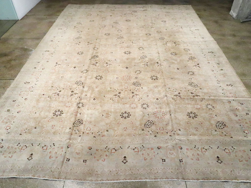Antique Persian Tabriz Carpet, No.18848 - Gsblank