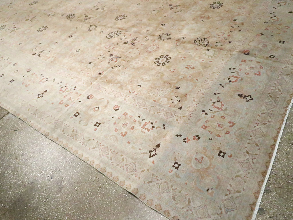 Antique Persian Tabriz Carpet, No.18848 - Gsblank