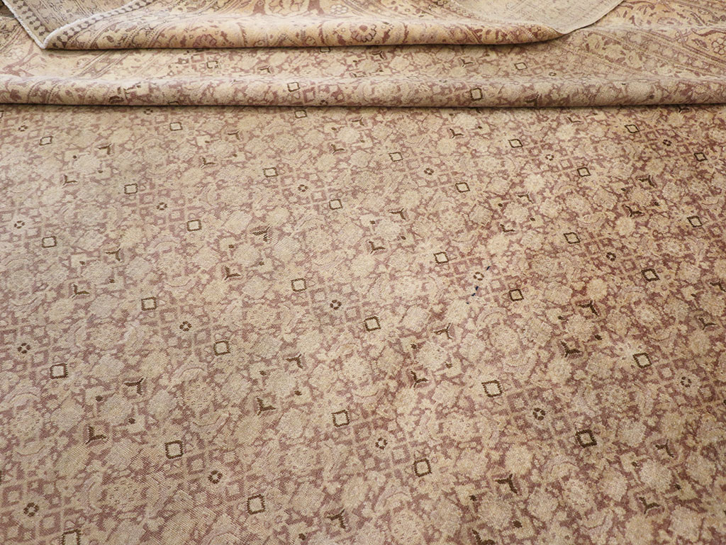 Vintage Persian Tabriz Carpet, No.18853 - Gsblank