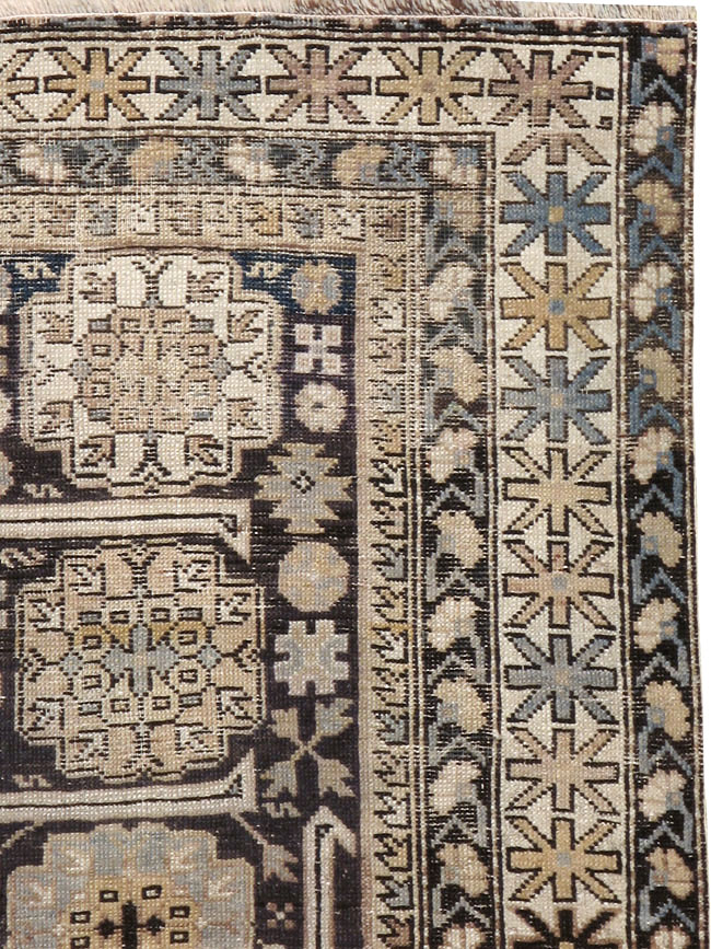 Antique Caucasian Shirvan Rug, No.18893 - Gsblank