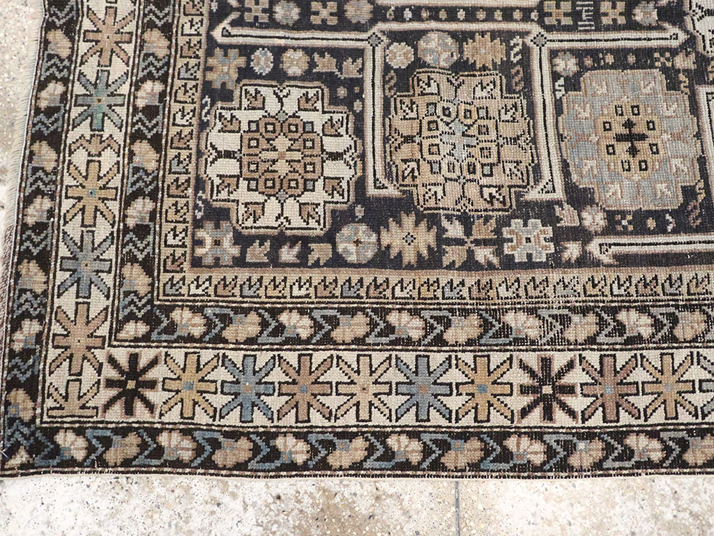 Antique Caucasian Shirvan Rug, No.18893 - Gsblank