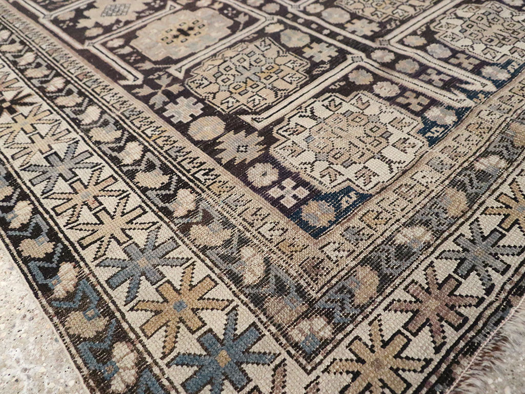 Antique Caucasian Shirvan Rug, No.18893 - Gsblank